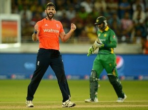 England beat Pakistan in 2nd T20I to win Twenty20 series.