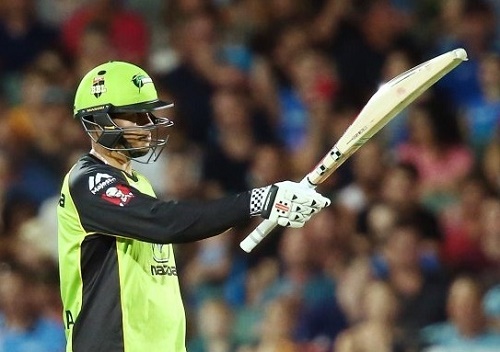 Usman Khawaja ton leads Sydney Thunder to BBL-05 final