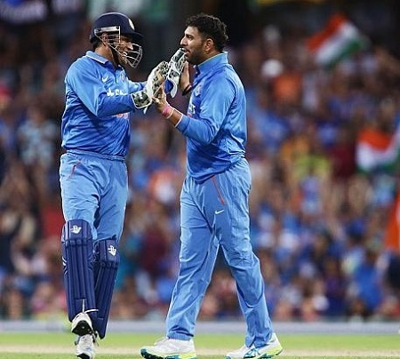 Gavaskar wants Yuvraj in India’s World T20 2016 playing XI