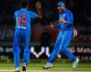 India beat Sri Lanka in 3rd T20 to win series by 2-1.