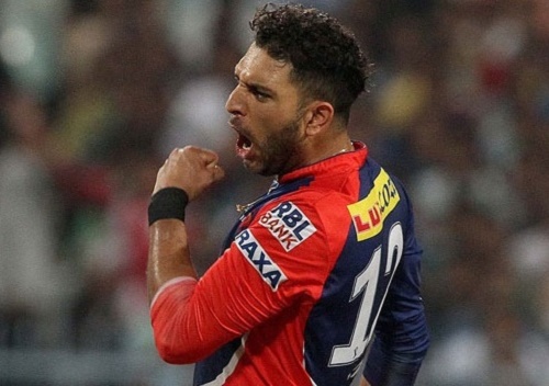 Sunrisers Hyderabad bought Yuvraj Singh for 7 Crore