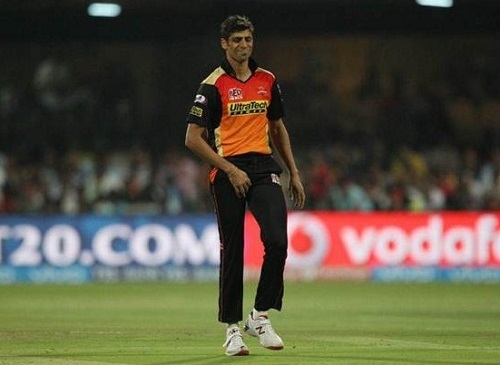 SRH bowler Ashish Nehra out from rest IPL 9 matches.