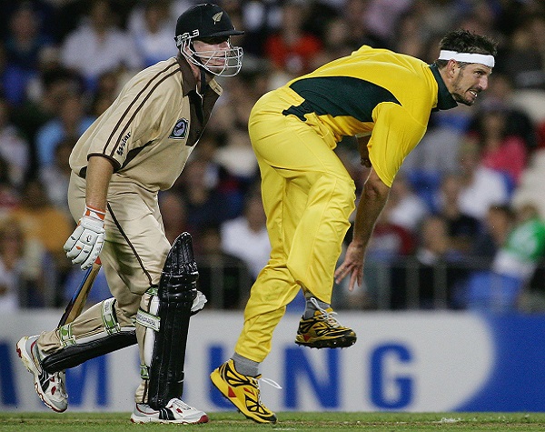 Michael Kasprowicz first bowler to take first ball wicket in T20Is