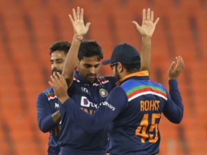 India beat England in 5 T20I series by 3-2